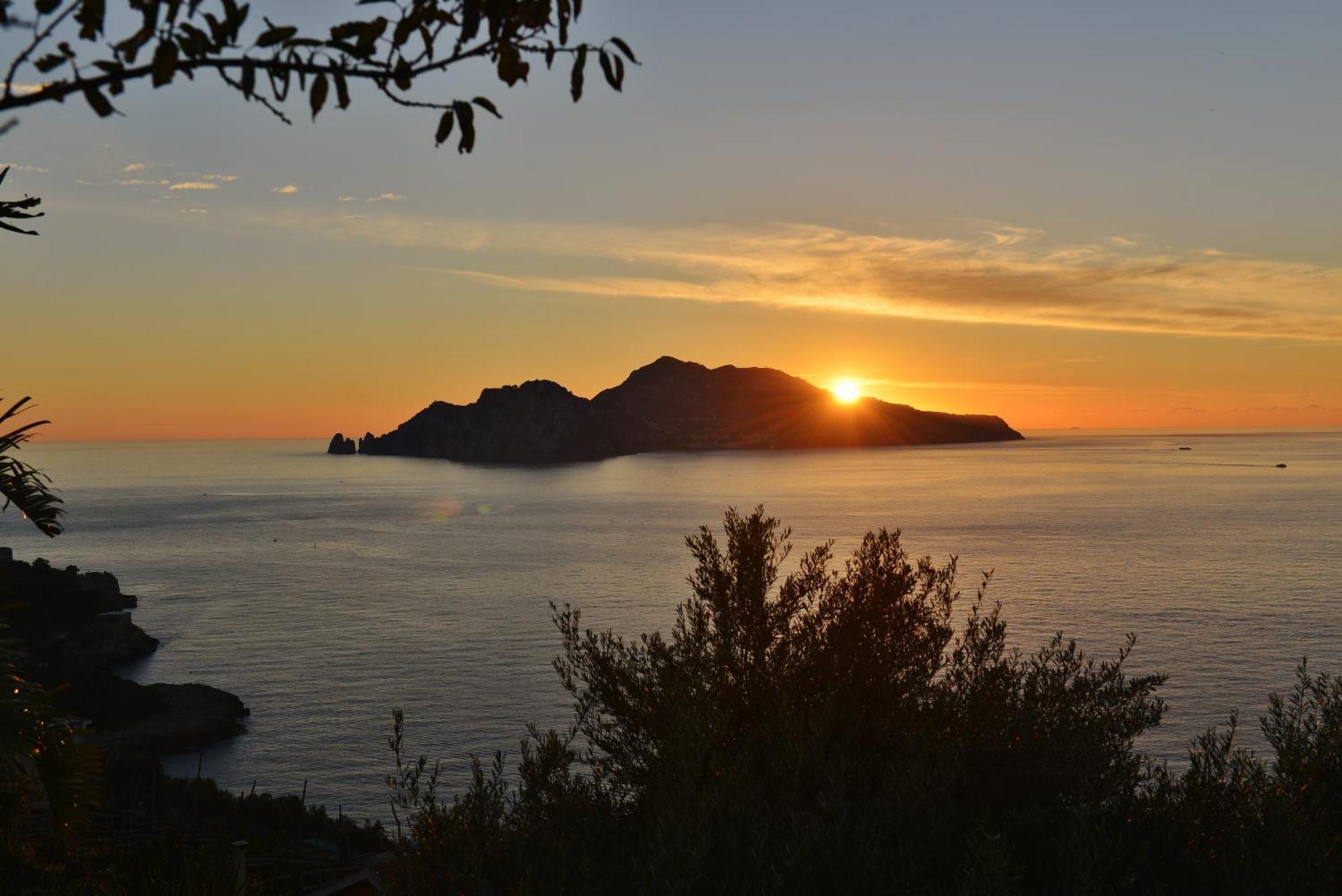 Il Nido Del Gabbiano Massa Lubrense Exterior foto