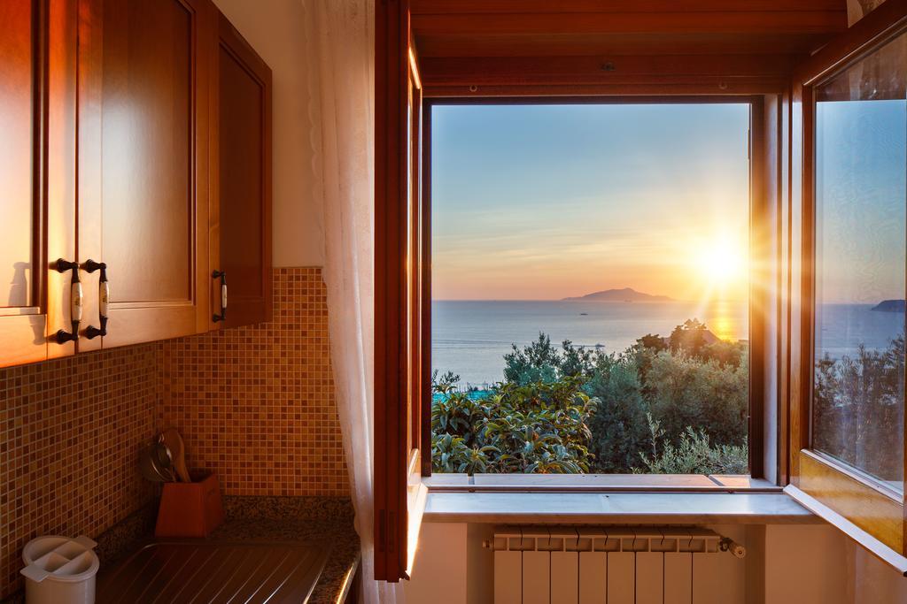 Il Nido Del Gabbiano Massa Lubrense Exterior foto